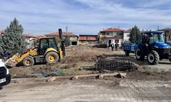 Karşıyaka’daki Muhtarlık Parkı Yenileniyor