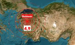 Halk panik içinde.Geceyi sokakda geçiriyorlar