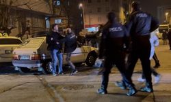 Kazada Savrulan Otomobil Yayalara Çarptı: 4 Yaralı