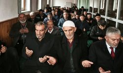 Güzelyurt Köyü Camii’nde Mevlid-i Şerif Programı Düzenlendi