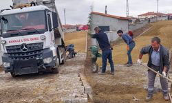 Yenili–Beşbıcak Yolunda Şarampol Temizliği Sürüyor