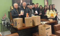 Öğrencilerden Hakkari’nin Kütüphanesine Güzel Dokunuş