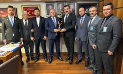 Öztürk, Türk Sağlık-Sen Yönetimini TBMM’de Ağırladı