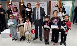 Kırıkkale’de Minikler Satranç Turnuvası Tamamlandı