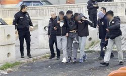 İki Günde İki Çocuk Akranları Tarafından Bıçaklandı