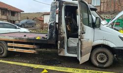 Vandallar 4 Araç Kundakladı: O Anlar Kamerada