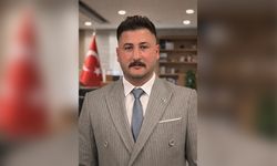 Cenazelerde Fotoğraf Tepkisi: “Acı Paylaşım Malzemesi Değildir”