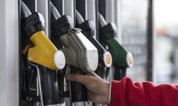 Motorine Zam Geldi: Akaryakıt Fiyatları Yeniden Yükseldi