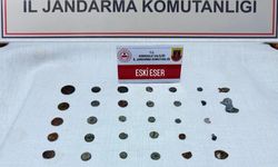 06  plakalı araçta  tarihi para yakalandı