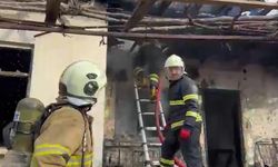 Tek Katlı Müstakil Ev Alevlere Teslim Oldu: 1 Ağır Yaralı