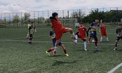 Minik Sporcular Bahşılı’da Sahaya Çıktı