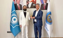Akif Manaf’a “Kültür ve Barış Ödülü” Verildi