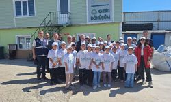 Öğrenciler Geri Dönüşümü Yerinde İnceledi