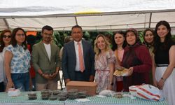 Öğrencilerden Renkli Kermes Etkinliği
