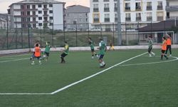 Yenişehir Futbol Sahası’nda Turnuva Heyecanı