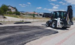 Yahşihan’da Sıcak Asfalt Öncesi Yol Yama Çalışmaları Sürüyor
