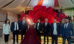 Gazeteci Yaman ailesinin mutlu günü