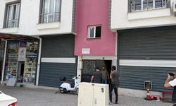 Baba, Eşi ve Kızını Silahla Yaraladı