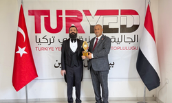 Akif Manaf'a Yemen-Türkiye Dostluk ve Barış Ödülü