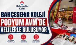 Bahçeşehir Koleji Podyum AVM'de Velilerle Buluşuyor