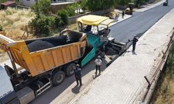 Karşıyaka Mahallesi'nde Asfalt Çalışmaları Sürüyor