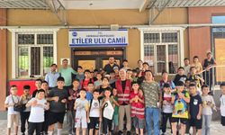 ÖNDER'den Yaz Kur'an Kursu Öğrencilerine İkram
