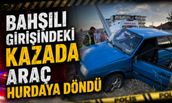 Bahşılı Girişindeki Kazada Araç Hurdaya Döndü