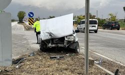 Otomobiller Çarpıştı: 1’i Ağır 5 Yaralı