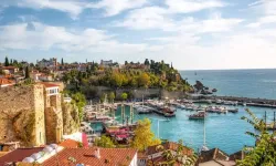 TÜİK verileri açıklandı: İkinci çeyrekte turizm geliri 15,9 milyar dolar