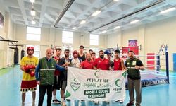 Yeşilay Milli Boksörlerle Kırıkkale’de Buluştu