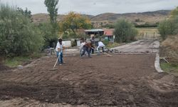 Kılıçlar Köyünde Kilit Parke Çalışmaları Sürüyor