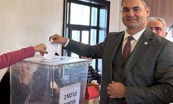 Yeni Parti il  başkanı belirlendi