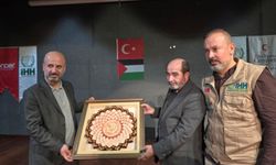 Ömer Hoca'nın konferansına yogun ilği