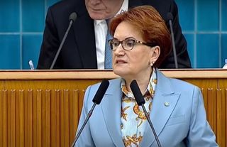 Meral Akşener verdi veriştirdi