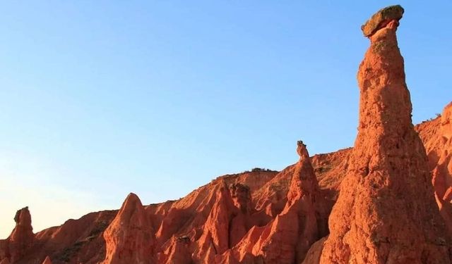 Kırıkkale'nin Kapadokya'sı ,Kırmızı Kayalar