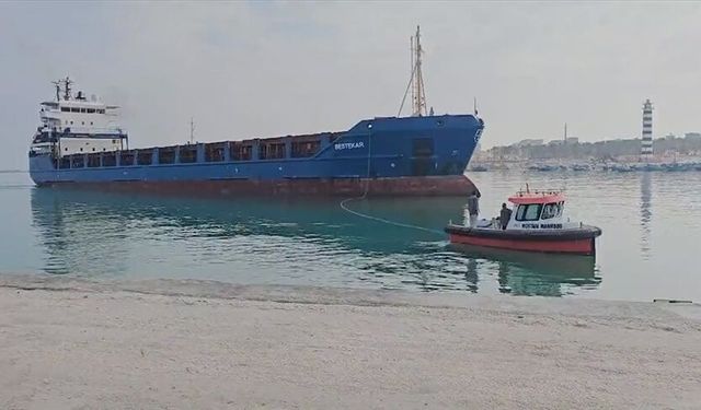 Türkiye'nin Yardım Gemisi Mısır'a Ulaştı
