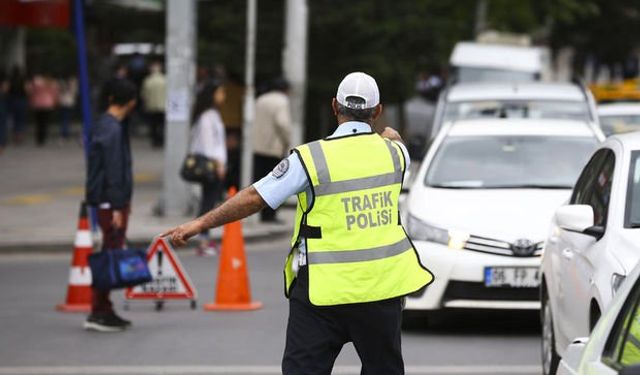 Trafik Denetimlerinde 112 Araç Yolda Kaldı