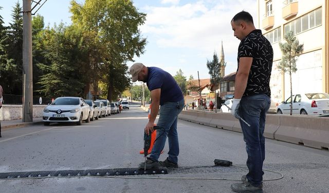 Yahşihan Belediyesi'nden Hız Kesici Kasis Çalışmaları