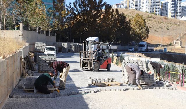 Yahşihan'da Yol Çalışmaları Devam Ediyor