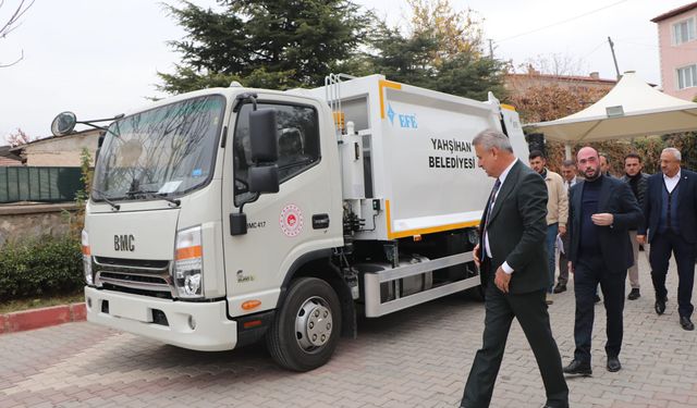 Yahşihan Belediyesi’ne Yeni Çöp Kamyonu Hibe Edildi