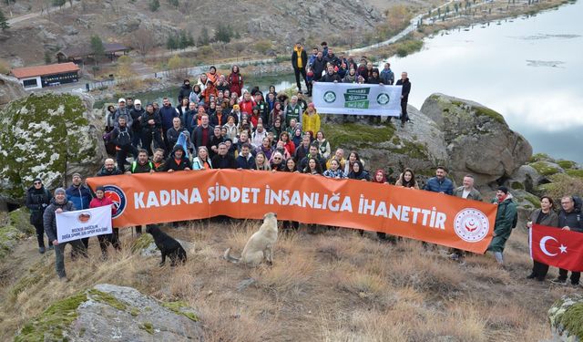 BOZDAK'tan Kadına Şiddet Farkındalık Yürüyüşü