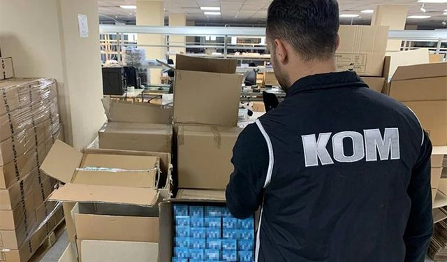 İş Yerine Baskın: Binlerce Kaçak Ürün Ele Geçti