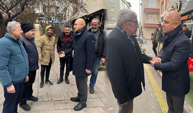 Başkan Önal İzmir Caddesi Esnafıyla Buluştu