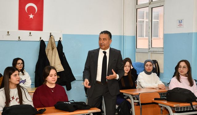 İl Müdürü Güney, Kırıkkale Lisesi’ni Ziyaret Etti