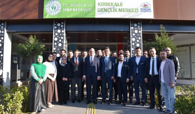 Kırıkkale’de “Geleceğe Yön Ver” Gençlik Söyleşisi Düzenlendi