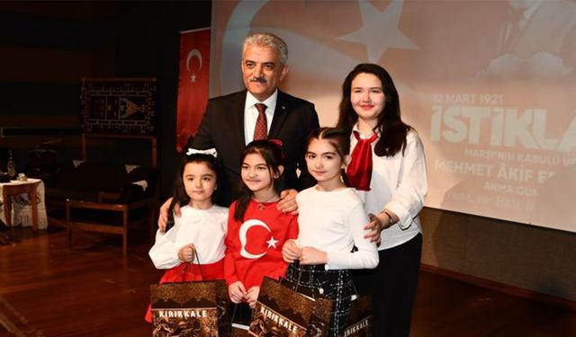 ABC Koleji Öğrencisi İstiklal Marşı Yarışmasında Birinci Oldu