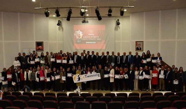 Kırıkkale’de eTwinning Başarısı: Öğretmenlere Kalite Ödülleri Takdim Edildi