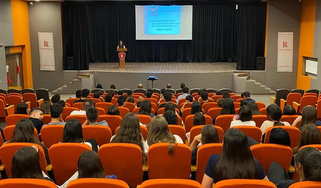 Başaran Koleji’nde Sınav Kaygısı ve Yönetim Semineri Düzenlendi