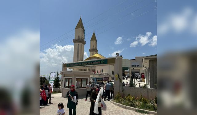 Külliye’den Halka Açık Ücretsiz Hizmet
