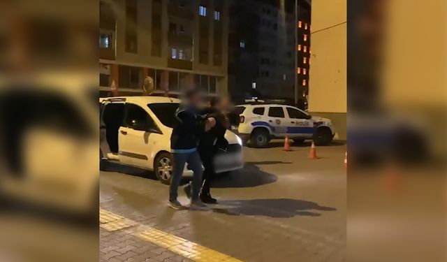 Silahlı Gasp Yaptılar, 60 Kişilik Özel Ekiple Yakalandılar